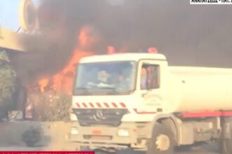 Υδροφόρα φεύγει από το δρόμο για να μην τυλιχθεί στις φλόγες! (video)